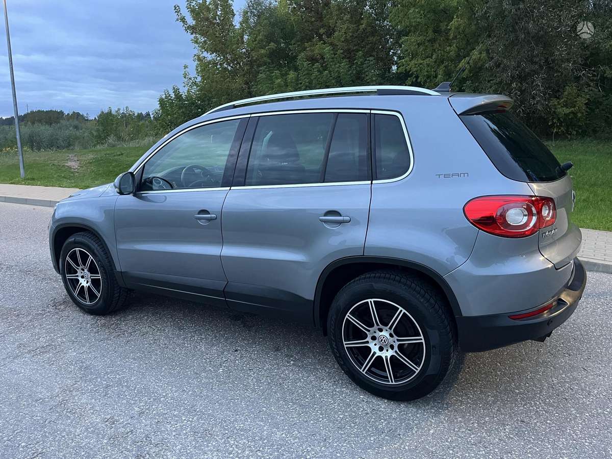 Volkswagen Tiguan 2010 — photo 5
