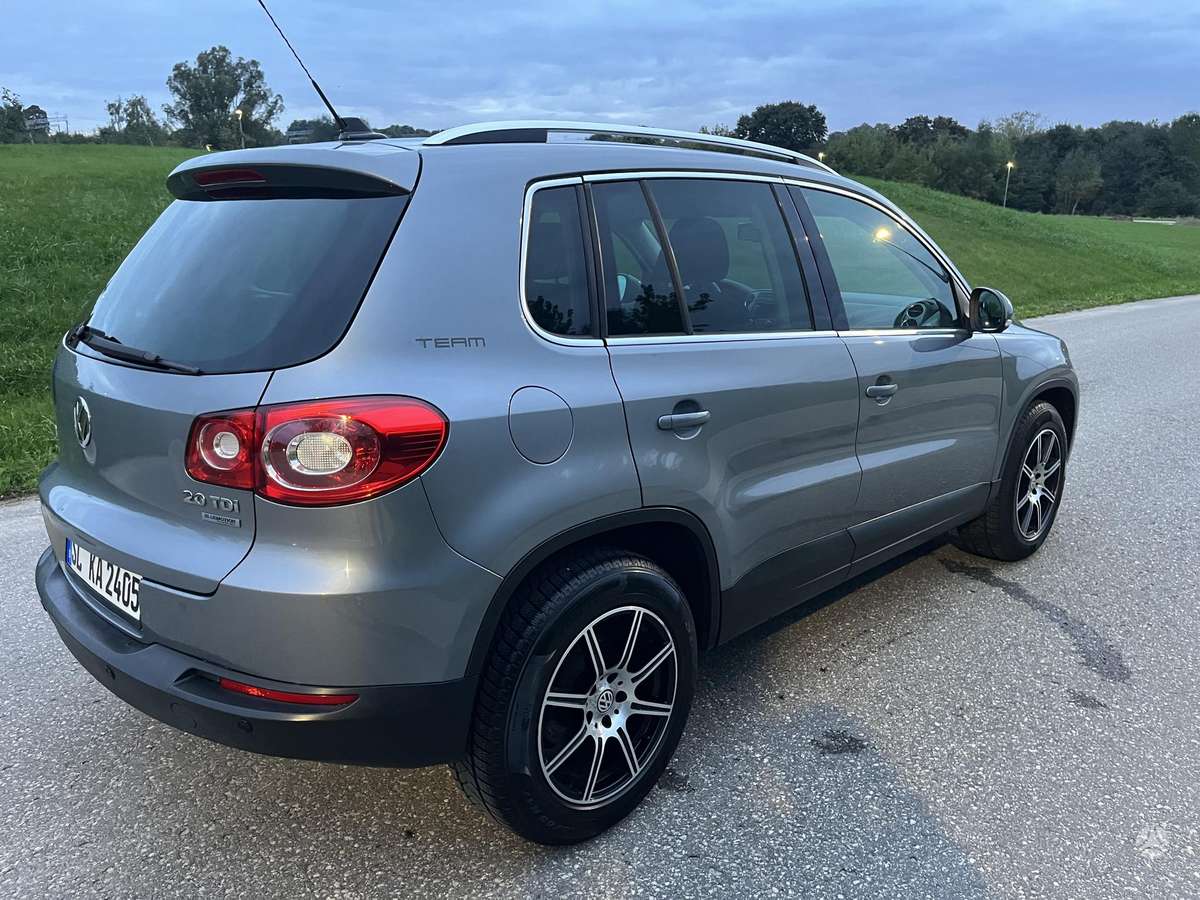 Volkswagen Tiguan 2010 — photo 6
