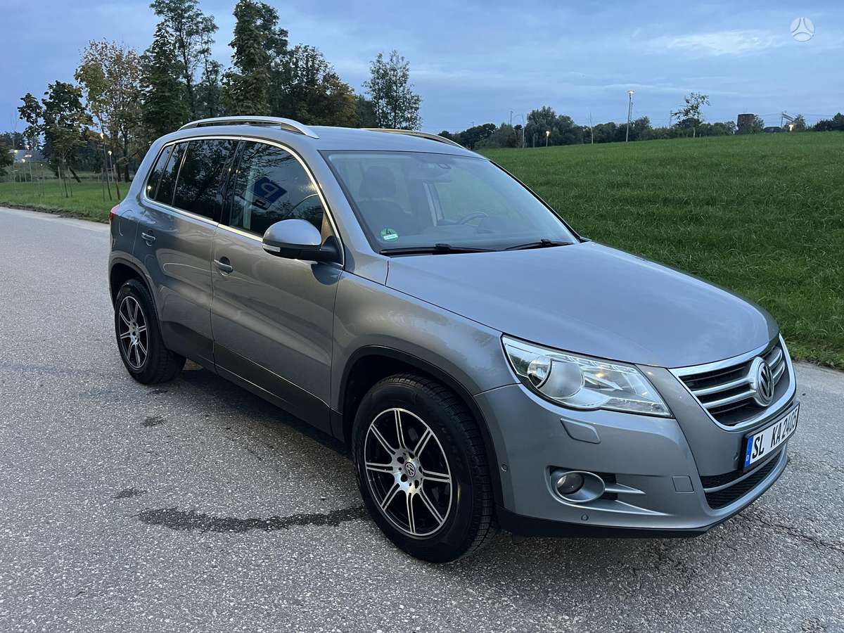 Volkswagen Tiguan 2010 — photo 8