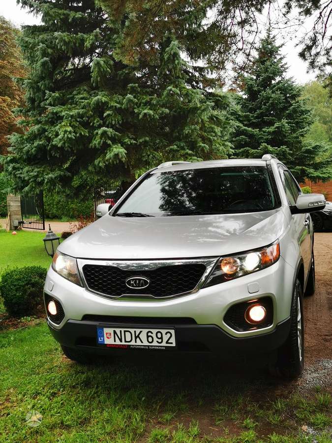 Kia Sorento 2010 — photo 14