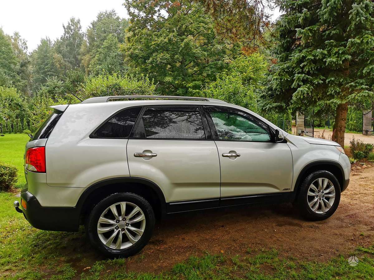 Kia Sorento 2010 — photo 19