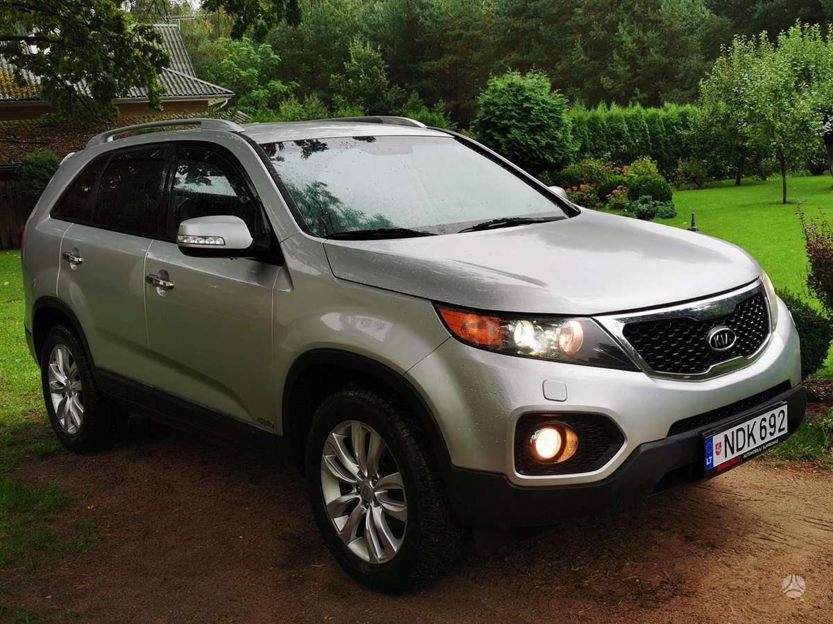 Kia Sorento 2010 — engine 2199 cm³, 197 HP (145kW)