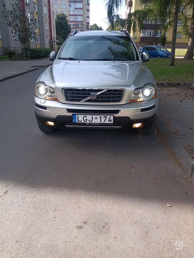 Volvo XC90 2007 — engine 2400 cm³, 185 HP (136kW)