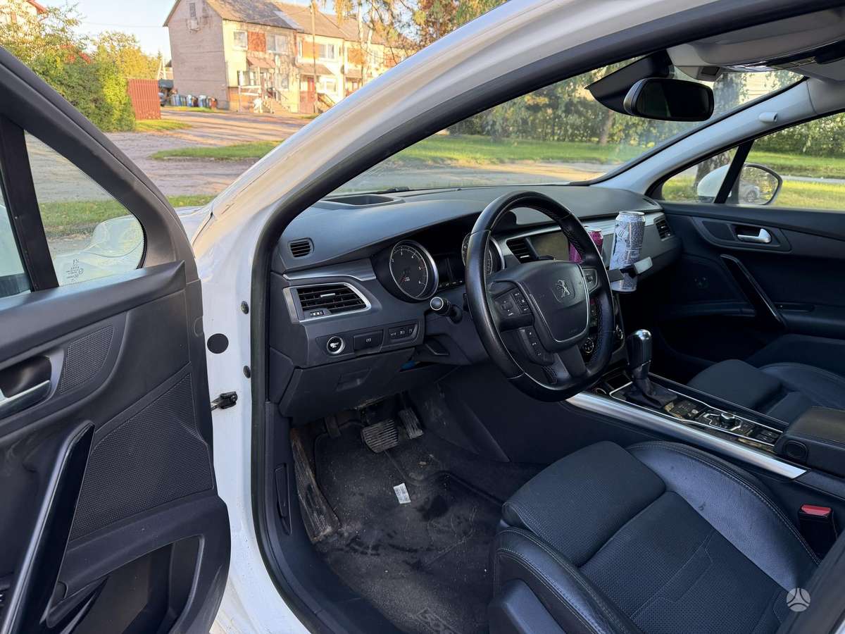 Peugeot 508 2013 — photo 9