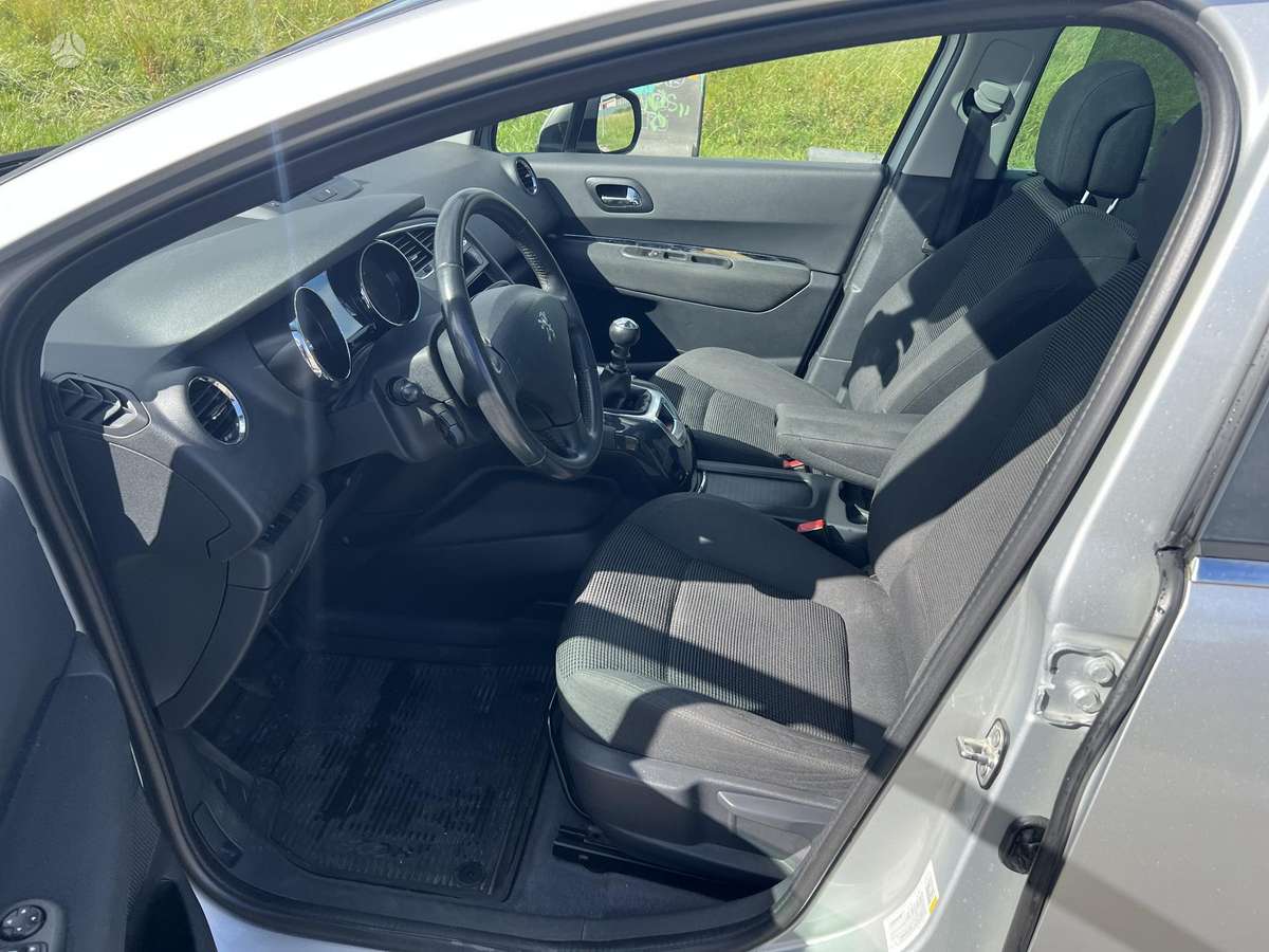 Peugeot 5008 2015 — фото 14