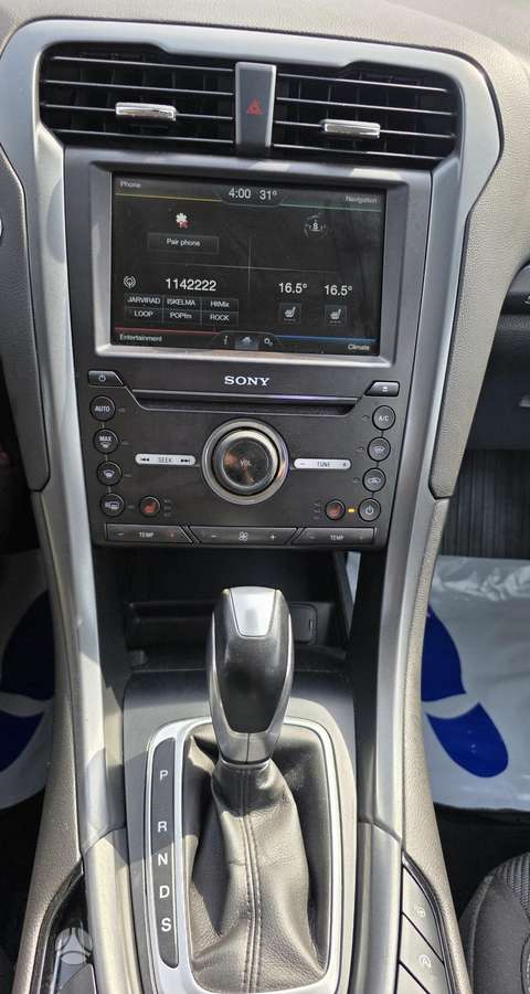 Ford Mondeo 2015 — photo 10