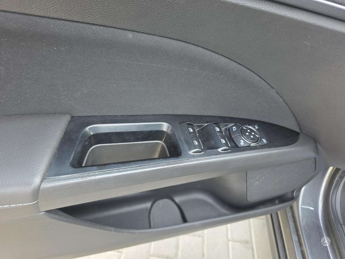 Ford Mondeo 2015 — photo 12