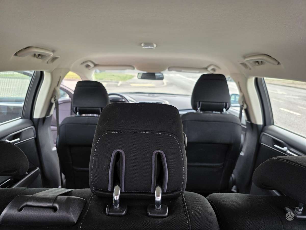 Ford Mondeo 2015 — photo 16