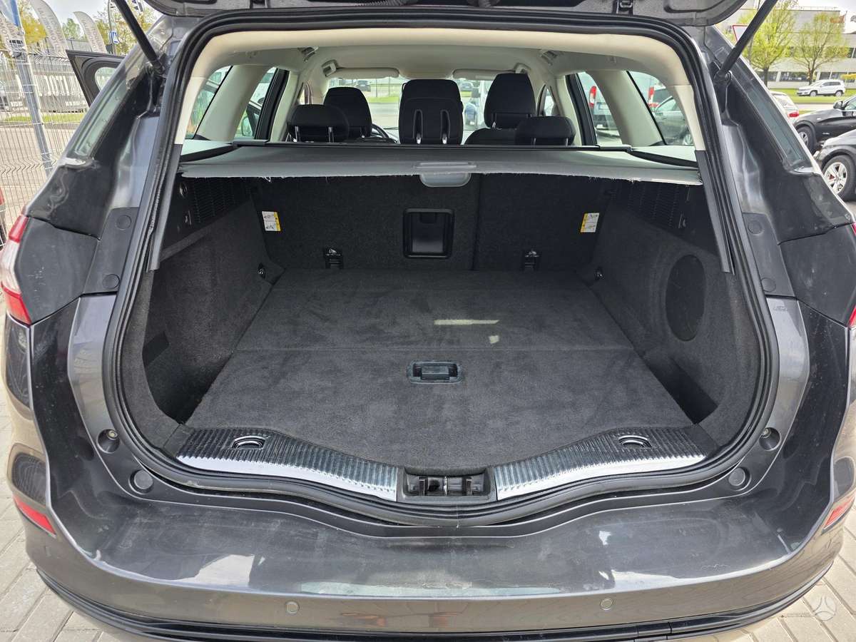 Ford Mondeo 2015 — photo 19