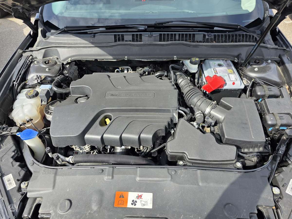 Ford Mondeo 2015 — photo 21