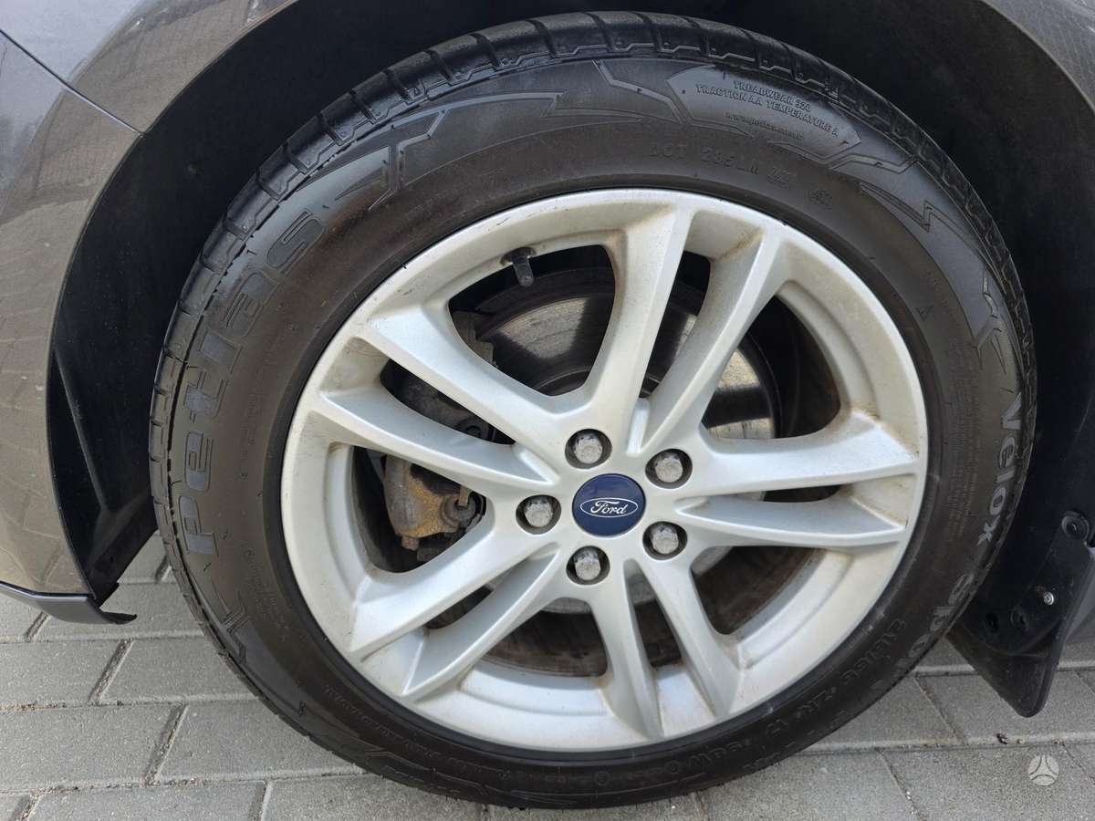 Ford Mondeo 2015 — photo 23