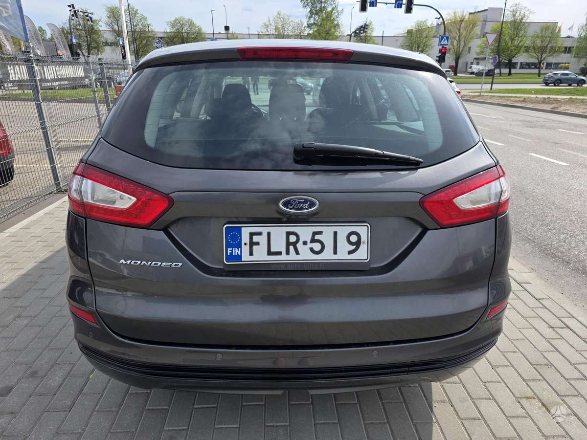 Ford Mondeo 2015 — photo 8