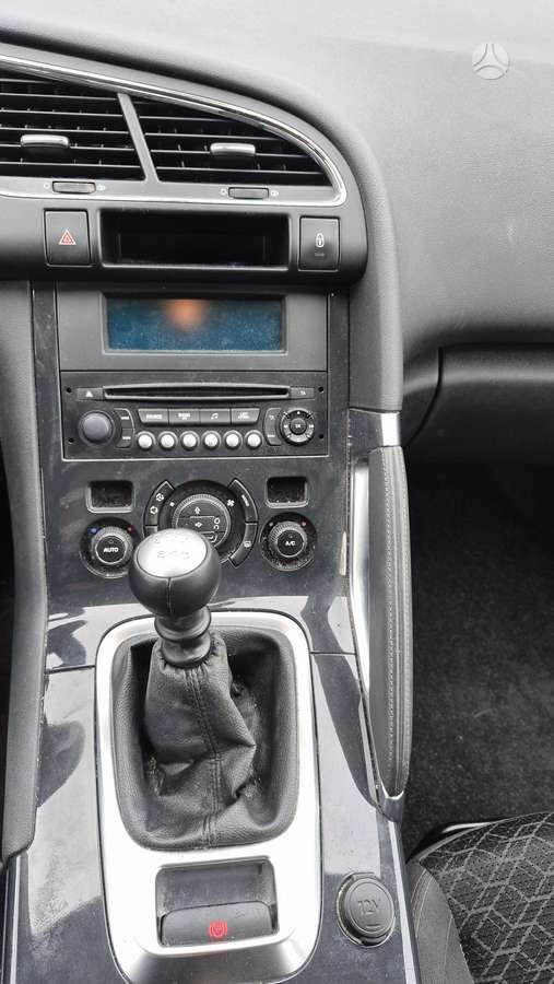 Peugeot 3008 2014 — photo 11