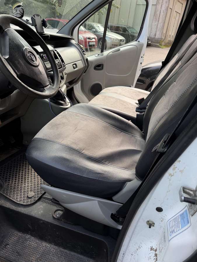 Opel Vivaro 2006 — photo 10