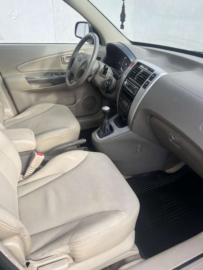 Hyundai Tucson 2007 — photo 9