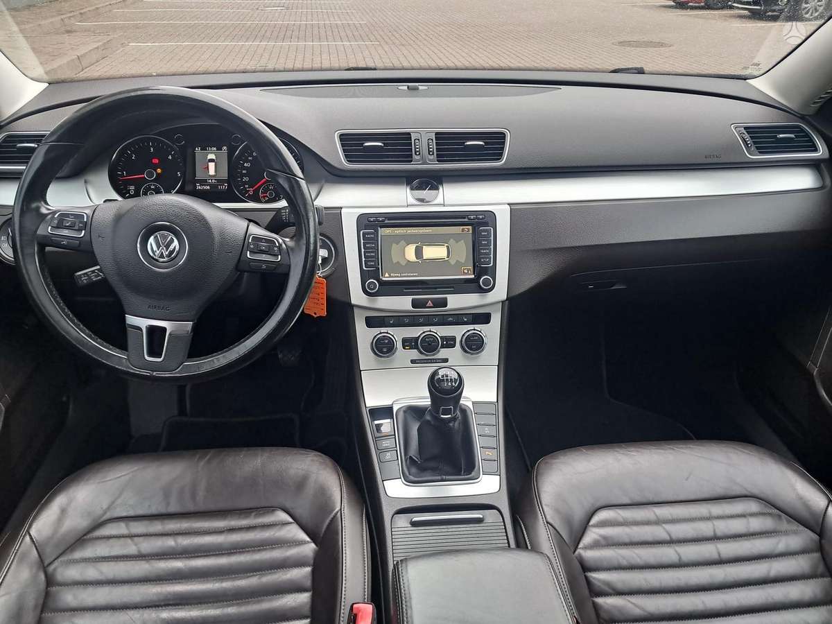 Volkswagen Passat 2014 — photo 15