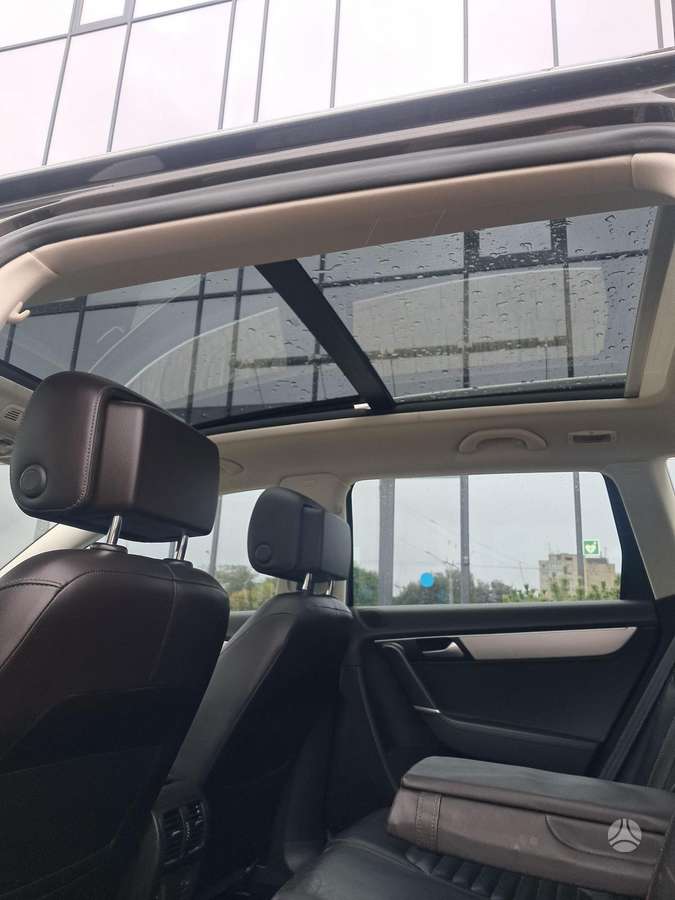 Volkswagen Passat 2014 — photo 23