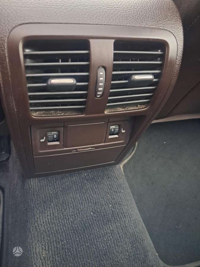 Volkswagen Passat 2014 — photo 25