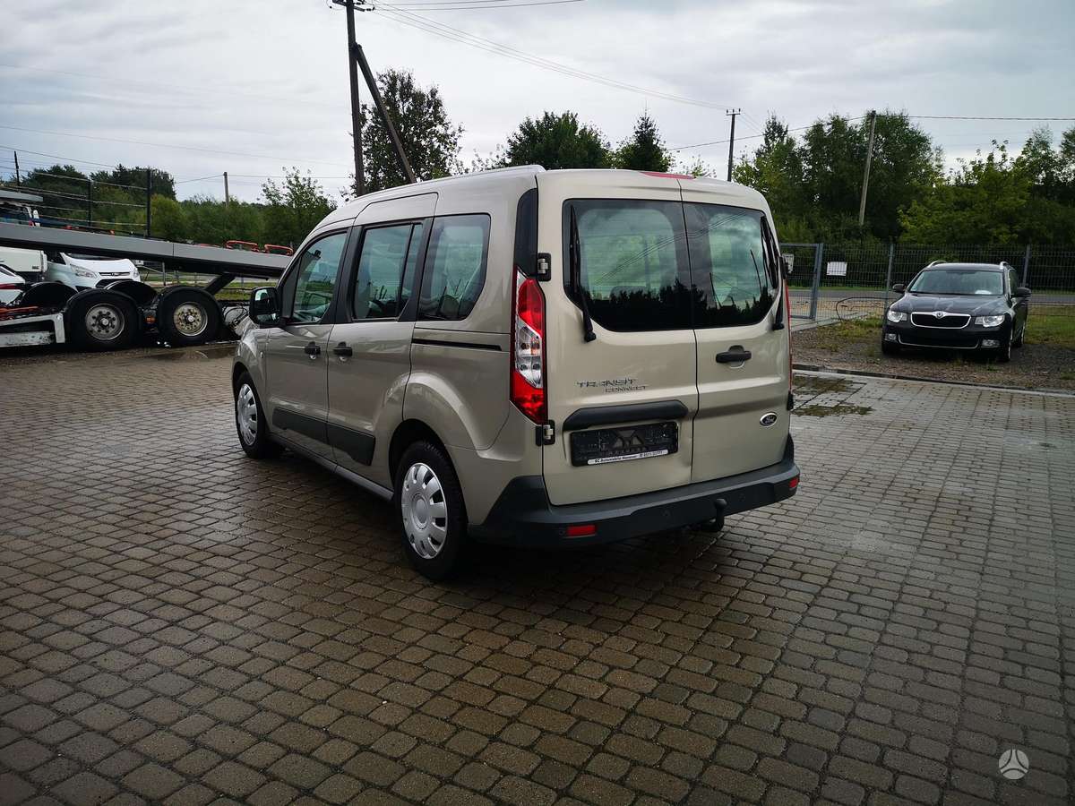 Ford Transit 2015 — interior