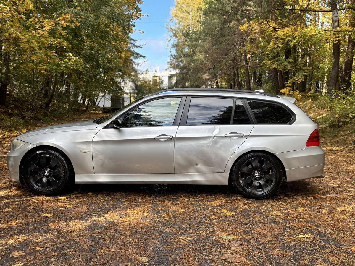 BMW 320 2006 — photo 5