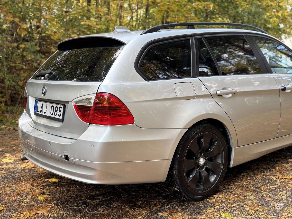 BMW 320 2006 — photo 9