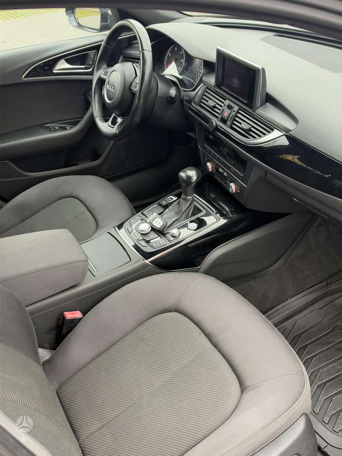 Audi A6 2014 — photo 13