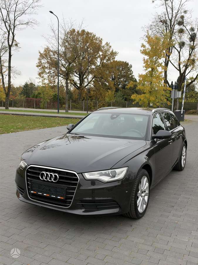 Audi A6 2014 — interior