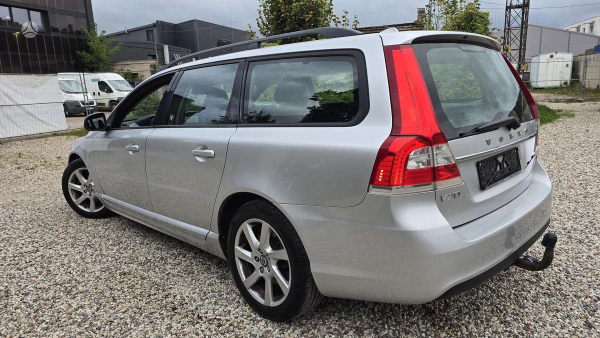 Volvo V70 2015 — engine 1984 cm³, 163 HP (120kW)
