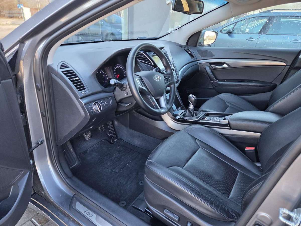 Hyundai i40 2015 — photo 10