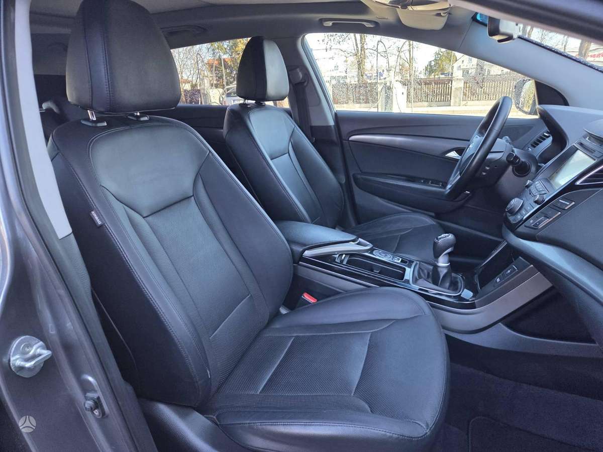 Hyundai i40 2015 — photo 11