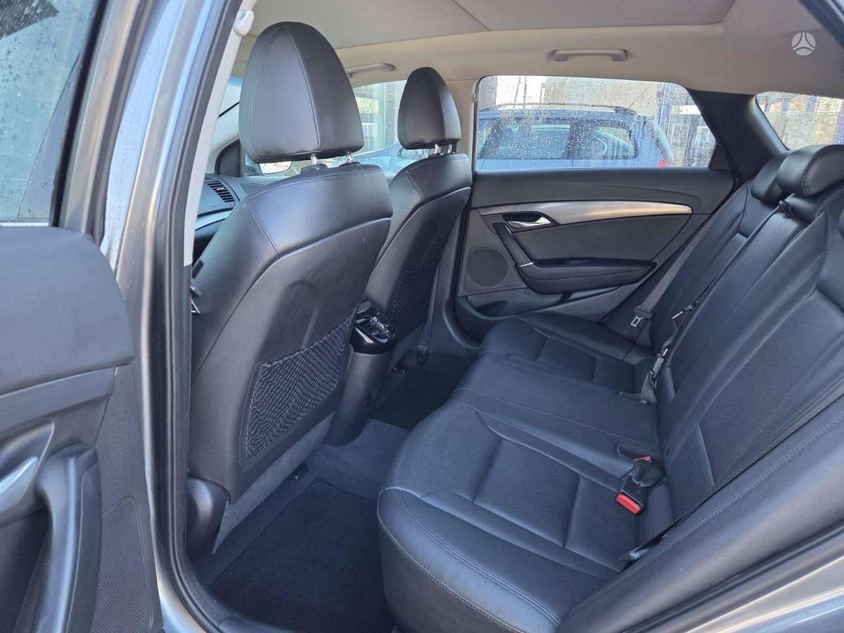 Hyundai i40 2015 — photo 14