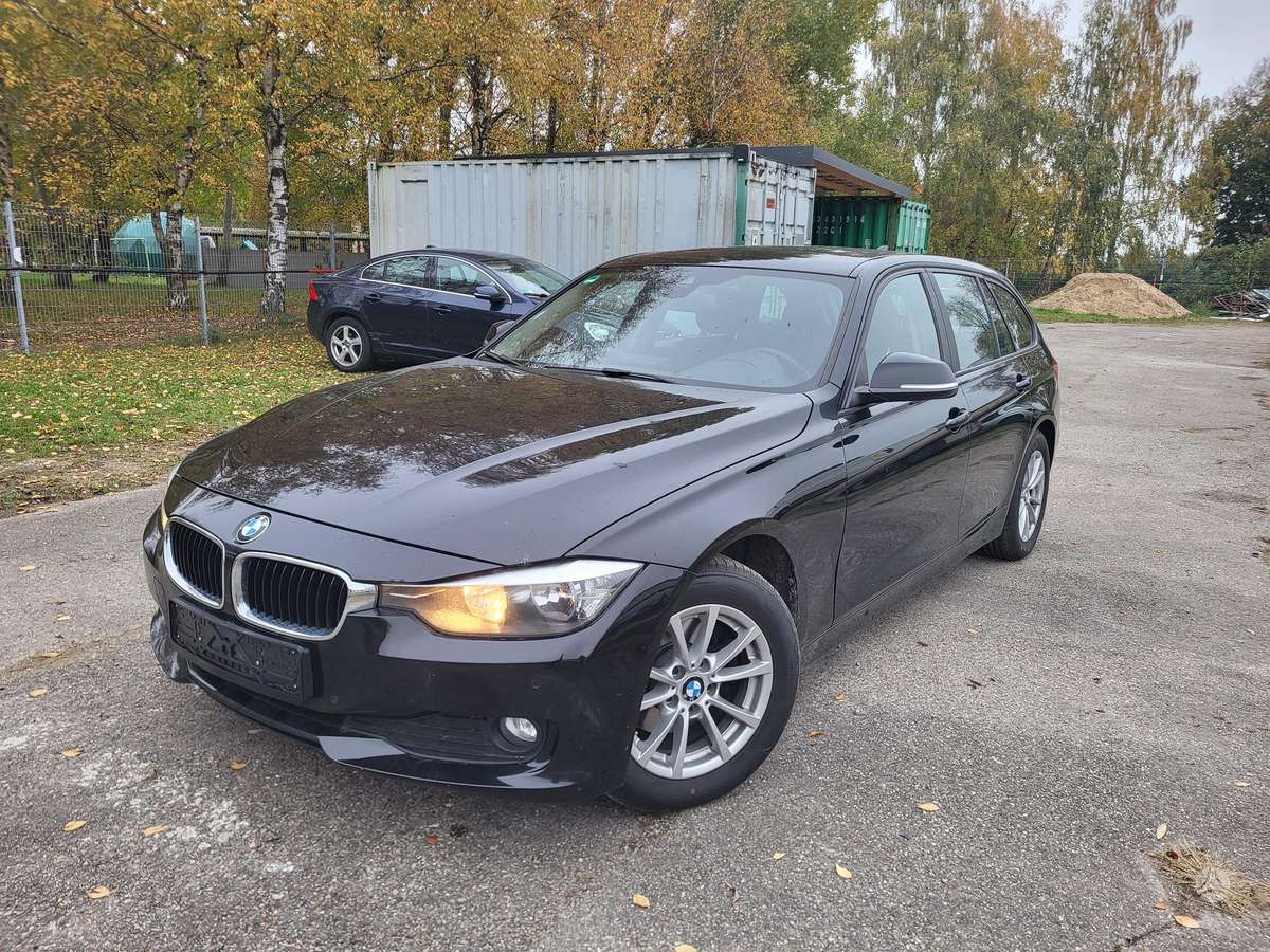 BMW 320, 2013