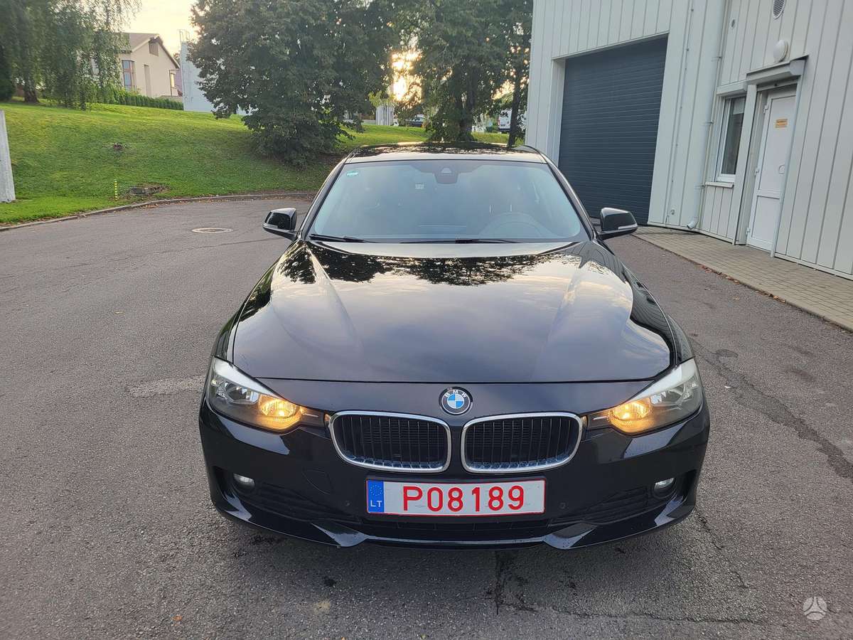 BMW 320 2013 — photo 5