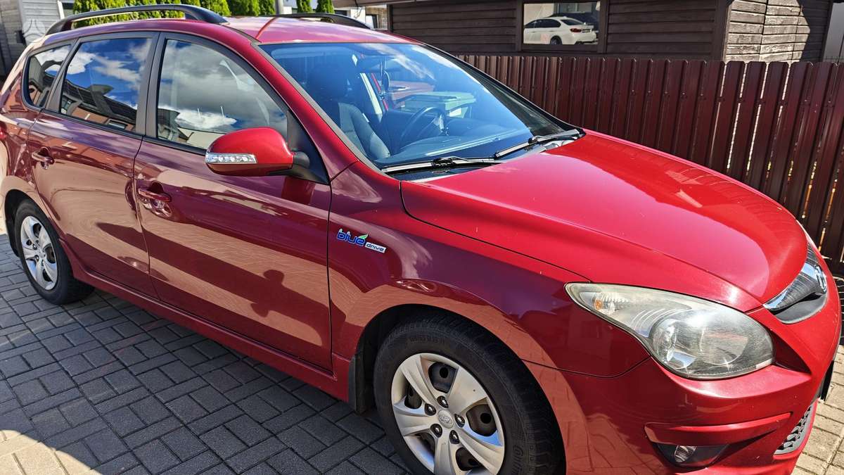Hyundai i30, 2012