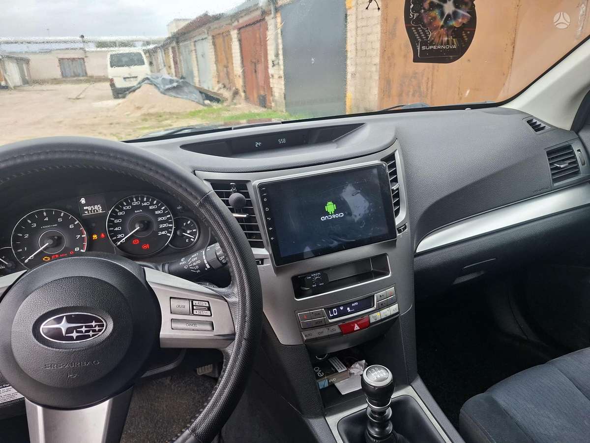 Subaru Outback 2011 — engine 2457 cm³, 167 HP (123kW)