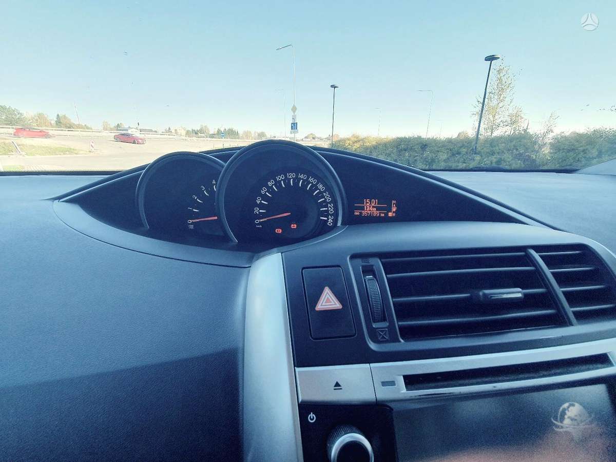 Toyota Verso 2014 — photo 7