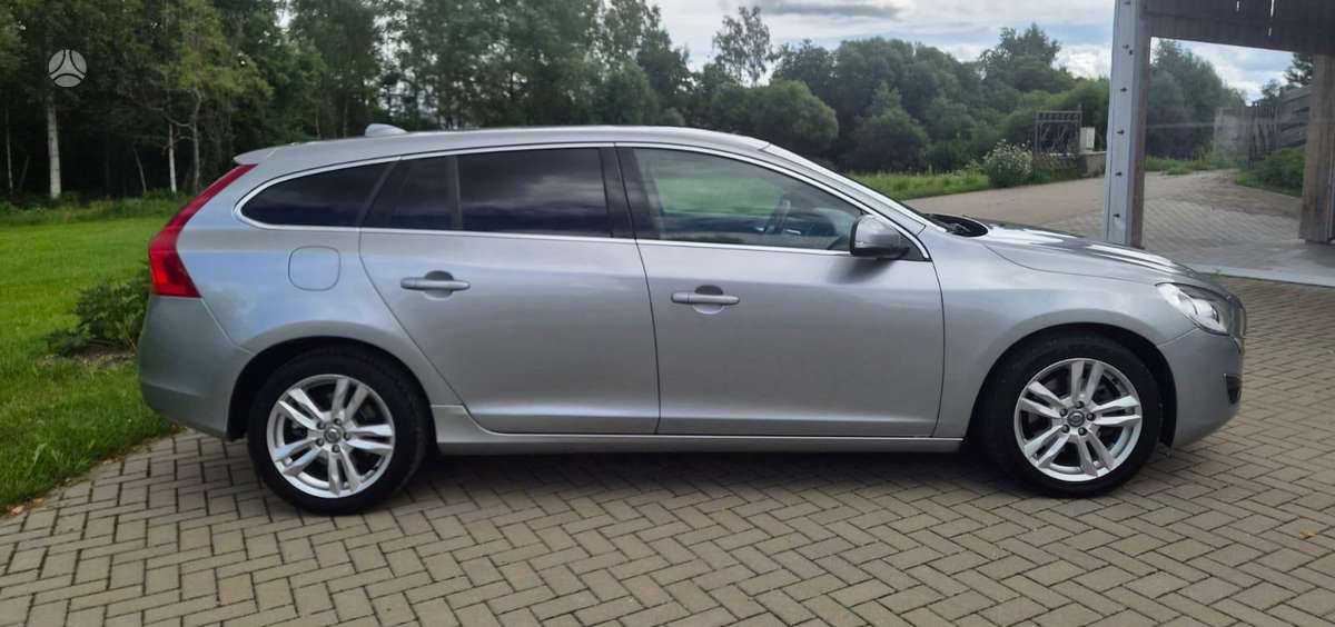 Volvo V60 2013 — photo 7