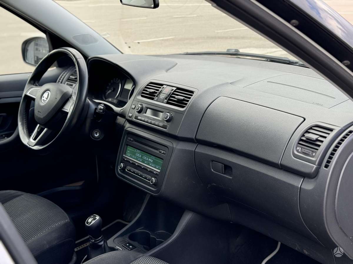 Skoda Roomster 2014 — photo 14
