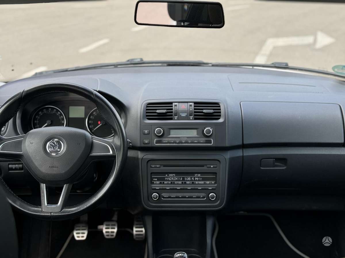 Skoda Roomster 2014 — photo 17