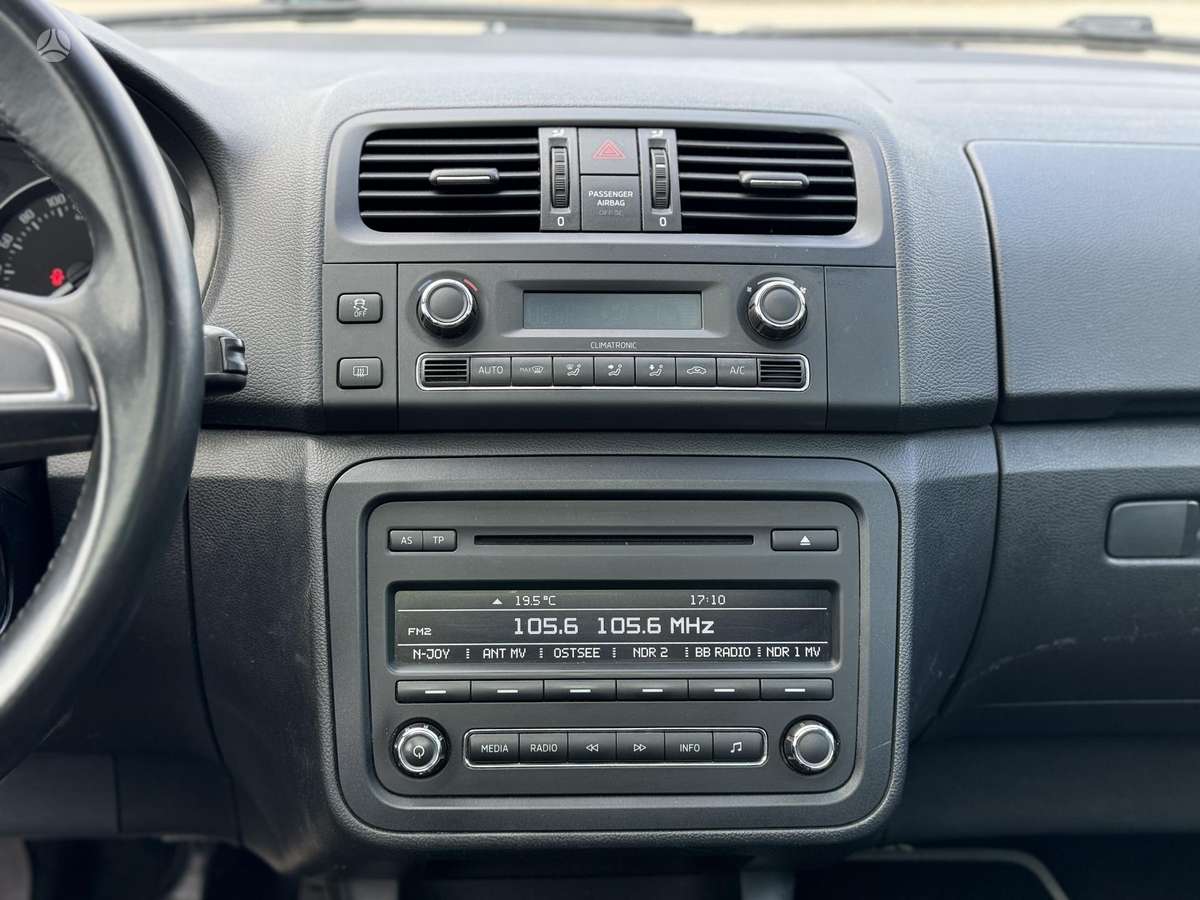 Skoda Roomster 2014 — photo 18