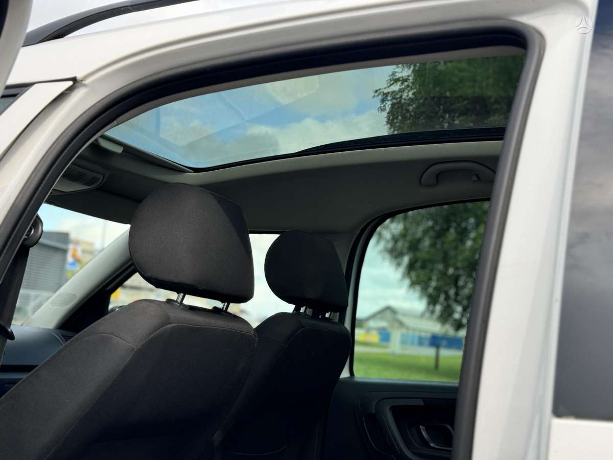 Skoda Roomster 2014 — photo 20