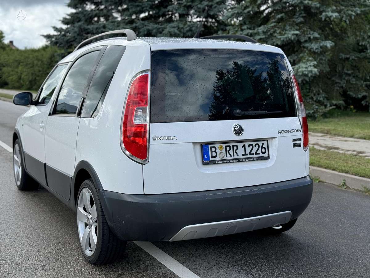 Skoda Roomster 2014 — photo 7