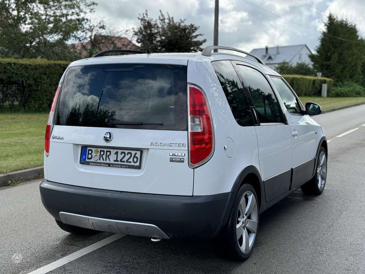 Skoda Roomster 2014 — photo 9