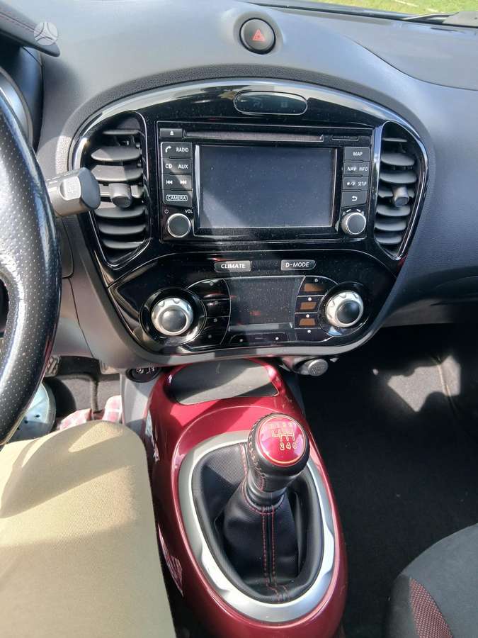 Nissan Juke 2015 — photo 10