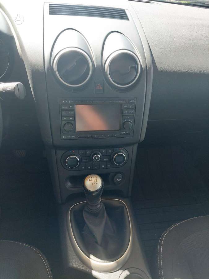 Nissan Qashqai 2012 — photo 7