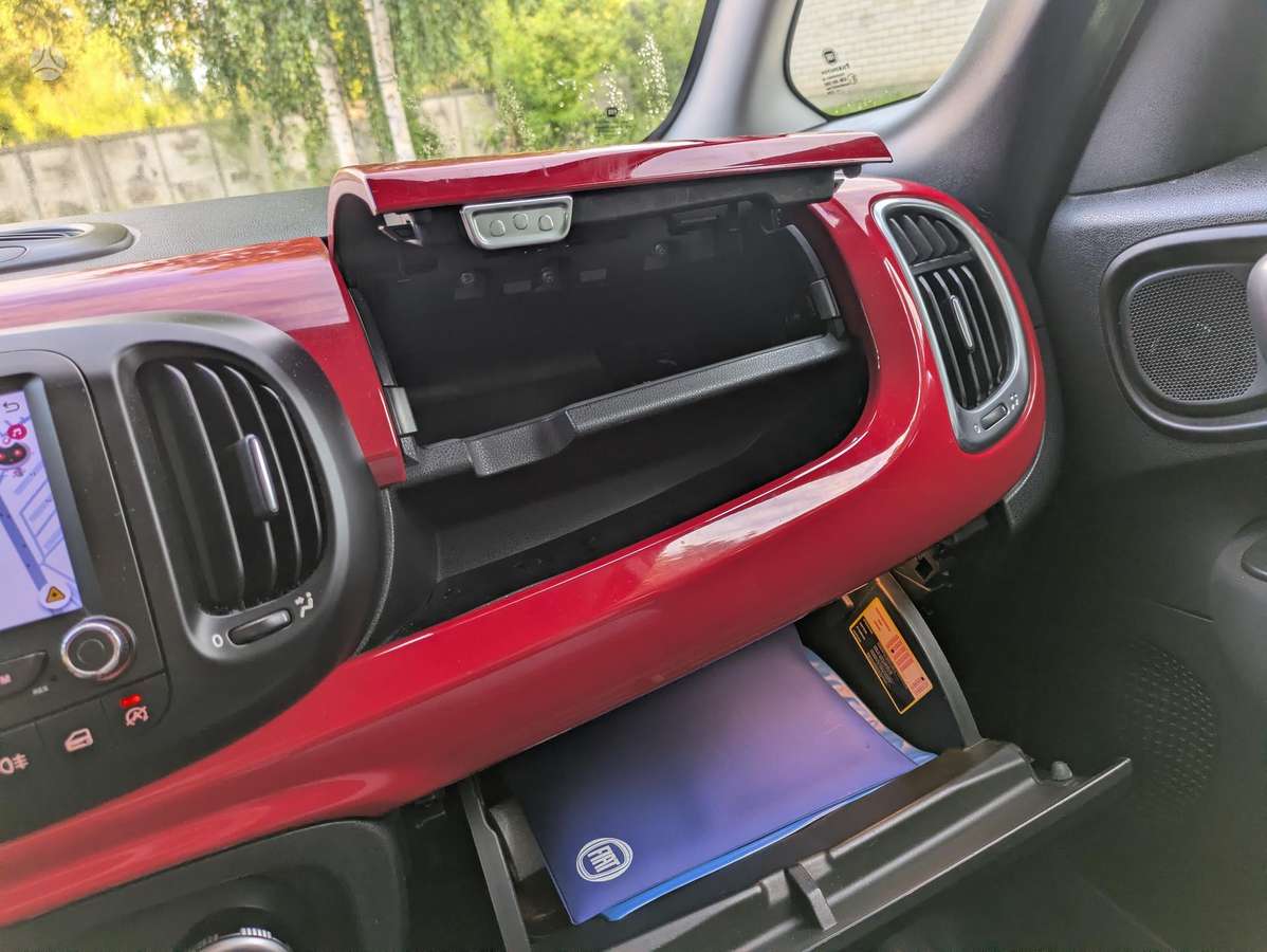 Fiat 500L 2013 — photo 9