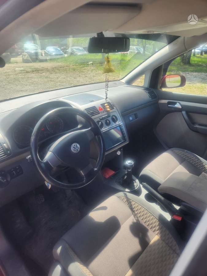 Volkswagen Touran 2007 — photo 5