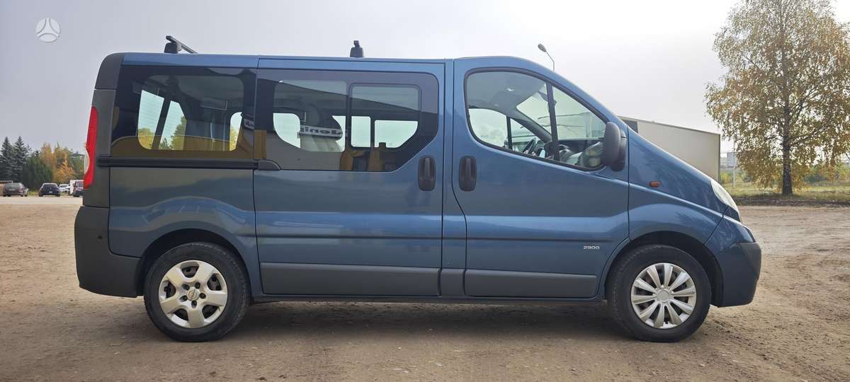 Opel Vivaro 2008 — photo 6