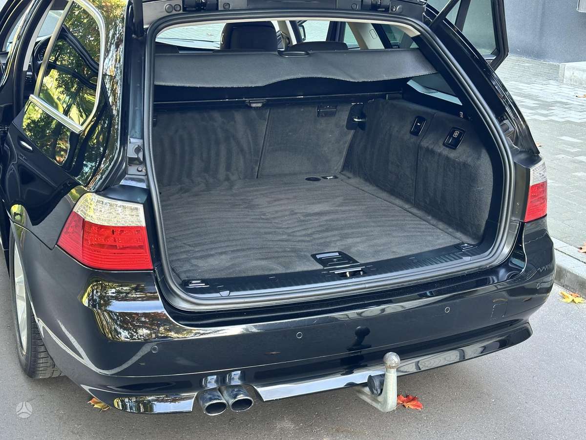 BMW 530 2009 — photo 10