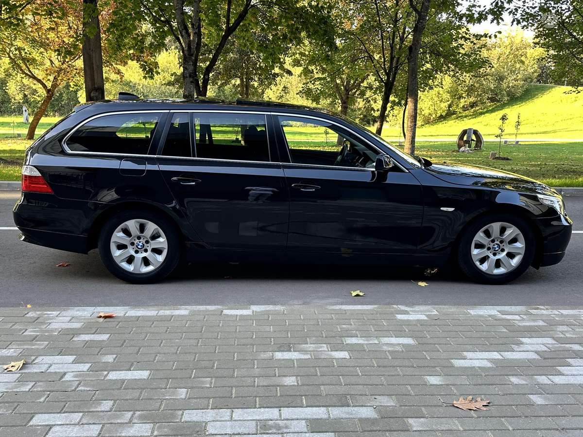 BMW 530 2009 — photo 13